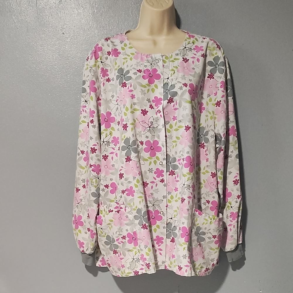 Floral Women's Nurses Scrub Jacket - Pink and Gray - Picture 3 of 17